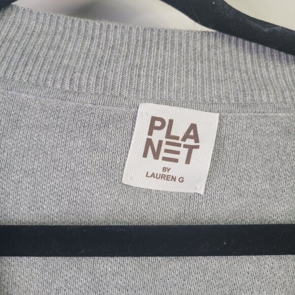 Planet by Lauren G Pima Cotton and Modal Boxy Gray V Neckline Cut Out Sweater OS - Picture 4 of 12